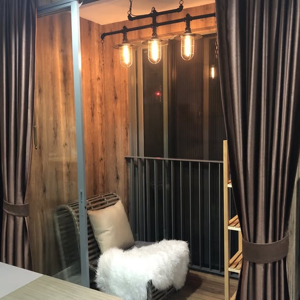 room interior of Ideo Mobi Sukhumvit 81
