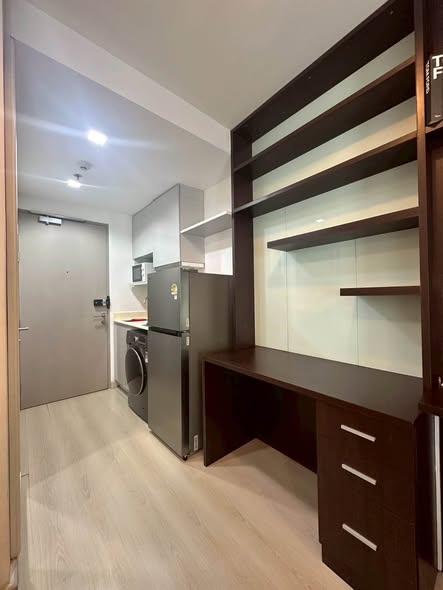 room interior of Ideo Mobi Sukhumvit 81