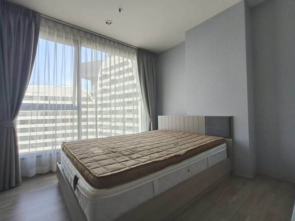 bedroom of Ideo Mobi Sukhumvit Eastpoint