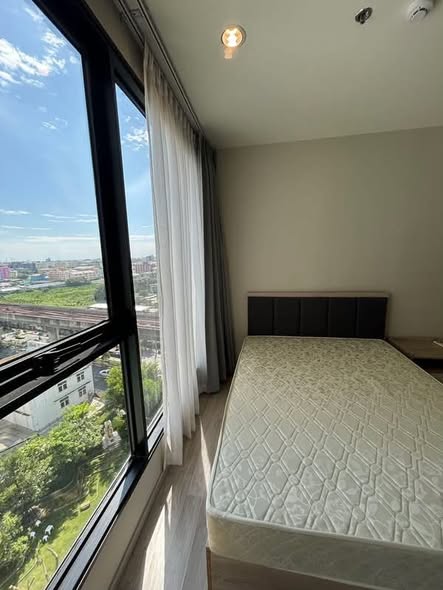bedroom of Ideo Mobi Sukhumvit Eastpoint
