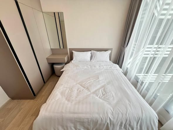 bedroom of Ideo Mobi Sukhumvit Eastpoint
