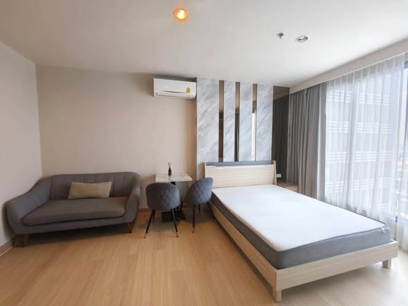 bedroom of Ideo Mobi Sukhumvit Eastpoint