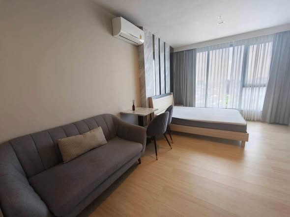 bedroom of Ideo Mobi Sukhumvit Eastpoint