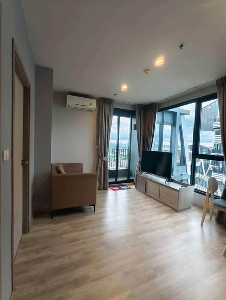 bedroom of Ideo Mobi Sukhumvit Eastpoint