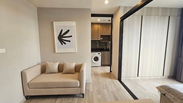 bedroom and living room and room interior of Ideo Mobi Sukhumvit Eastpoint