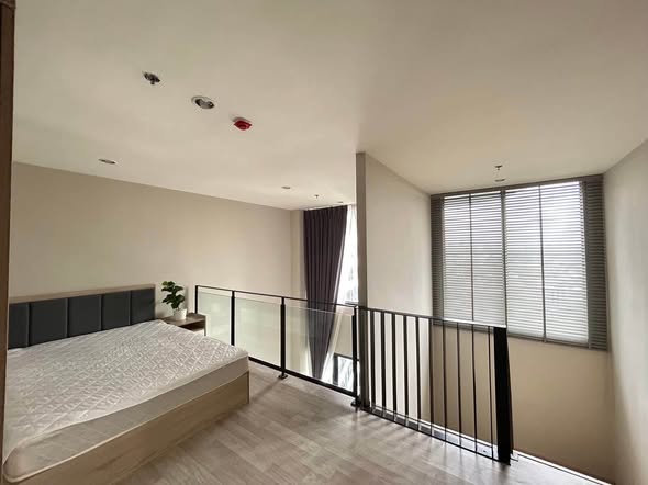 bedroom and room interior of Ideo Mobi Sukhumvit Eastpoint