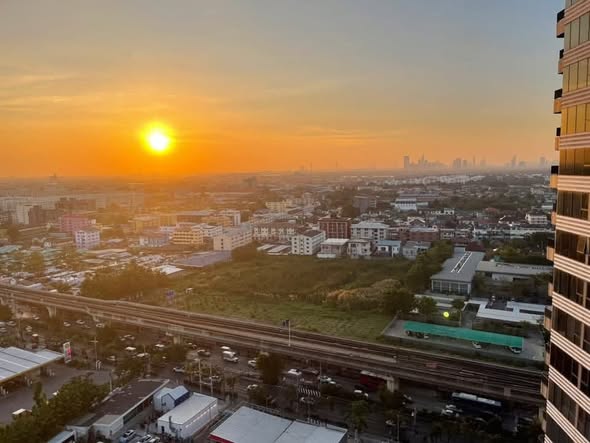 Ideo Mobi Sukhumvit Eastpoint
