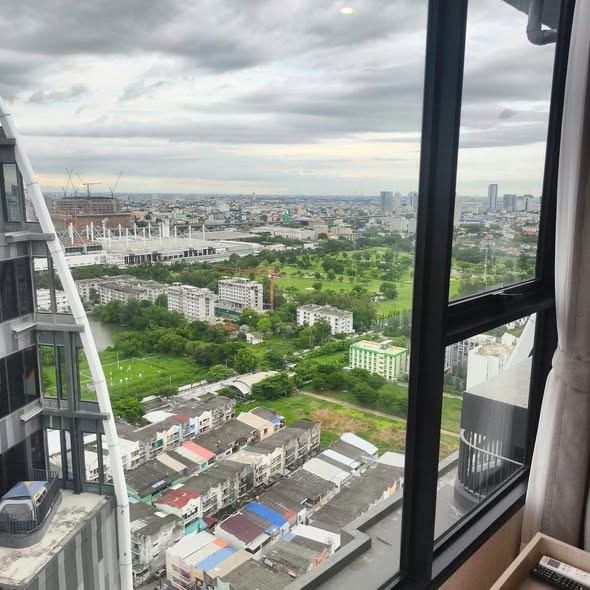 Ideo Mobi Sukhumvit Eastpoint