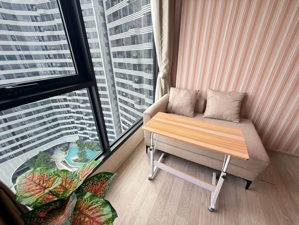 living room of Ideo Mobi Sukhumvit Eastpoint