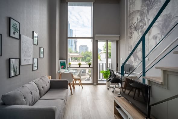 living room of Ideo Morph 38