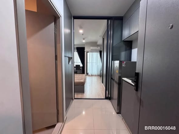 room interior of Ideo New Rama 9