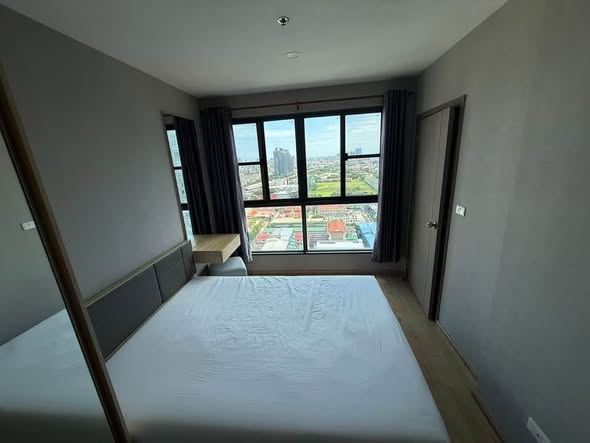 bedroom of Ideo O2 – Building A