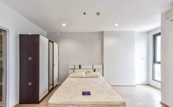 bedroom and room interior of Ideo Q Ratchathewi
