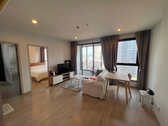 living room and bedroom and room interior of Ideo Q Ratchathewi