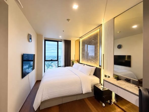 bedroom of Ideo Q Sukhumvit 36