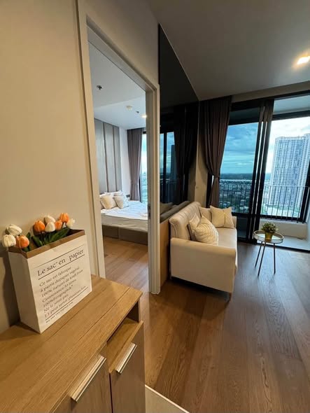 bedroom and room interior of Ideo Q Sukhumvit 36