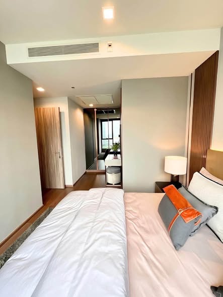 bedroom and room interior of Ideo Q Sukhumvit 36