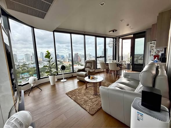 living room of Ideo Q Sukhumvit 36