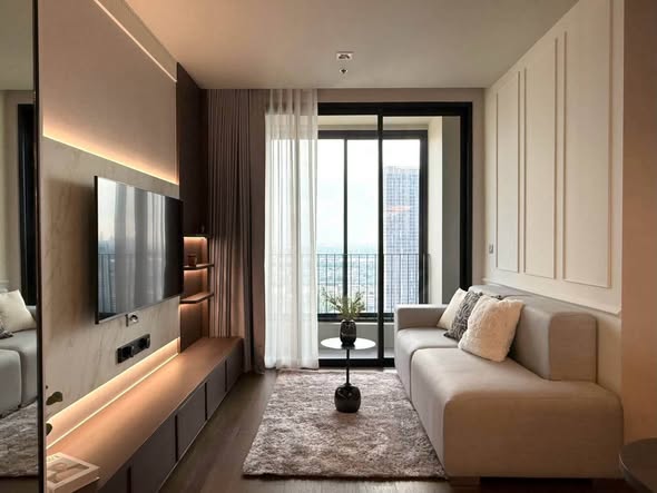 living room and bedroom of Ideo Q Sukhumvit 36