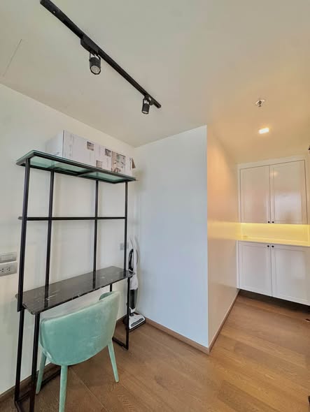 room interior and bathroom of Ideo Q Sukhumvit 36