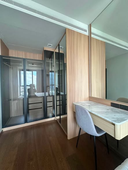 room interior and bathroom of Ideo Q Sukhumvit 36