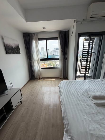 bedroom of IDEO Rama9 – Asoke