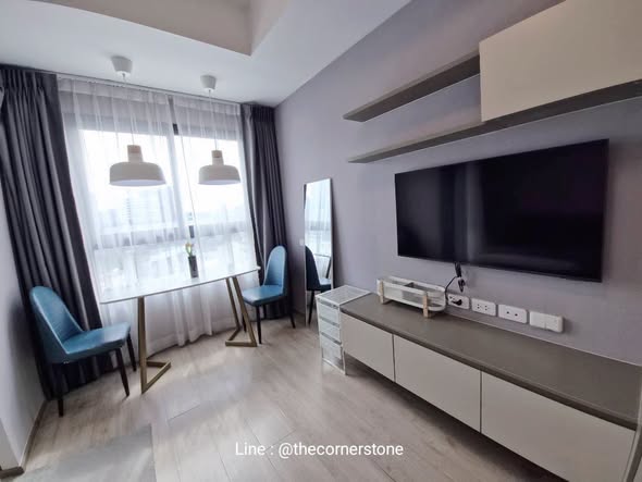 living room and bedroom of IDEO Rama9 – Asoke
