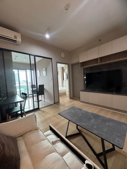 living room and room interior of IDEO Rama9 – Asoke