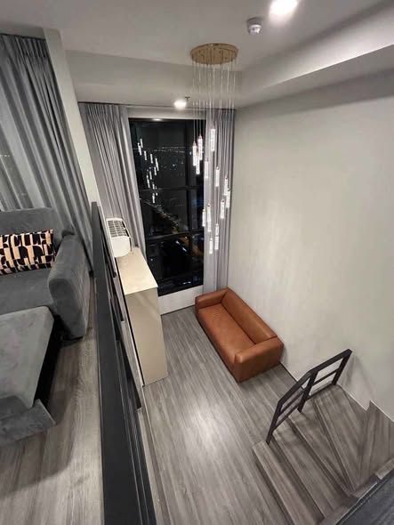 living room of Ideo Ramkamhaeng Lamsali Station