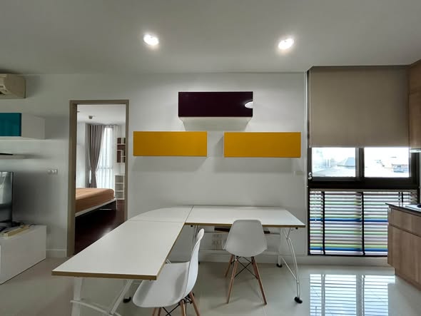 room interior of Ideo Sathon-Taksin