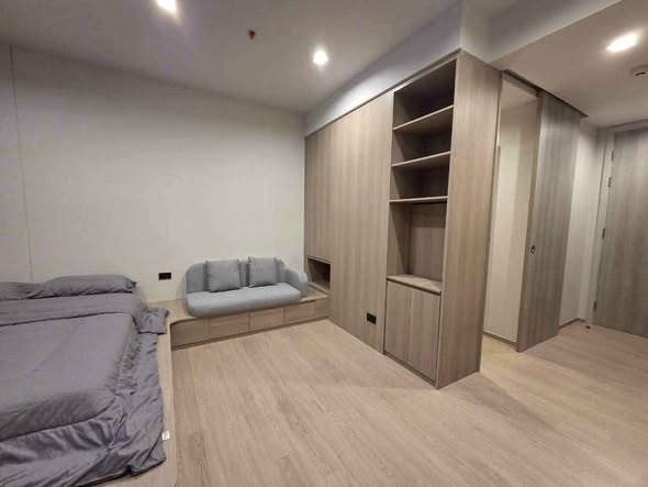 bedroom of Ideo Sathon-Wongwian Yai