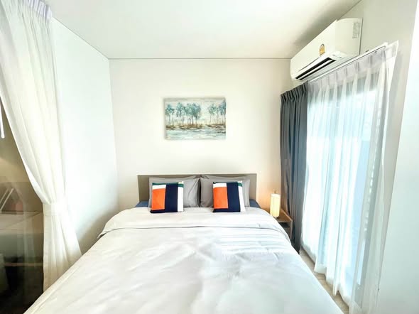bedroom of Ideo Sathon-Wongwian Yai