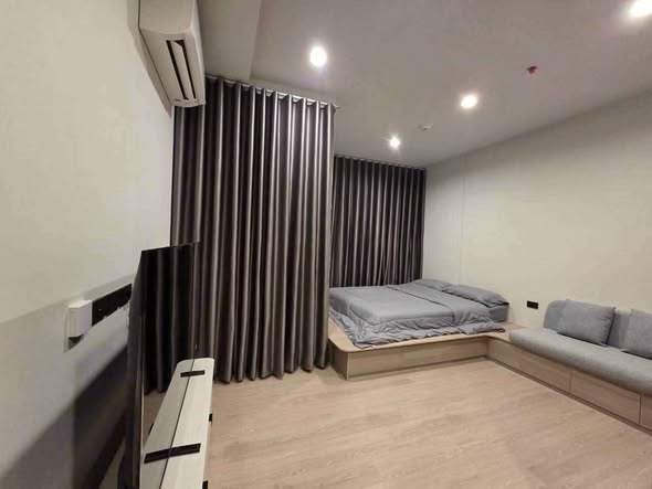 bedroom of Ideo Sathon-Wongwian Yai
