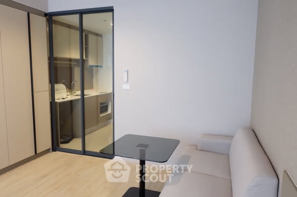 room interior of Ideo Sathon-Wongwian Yai