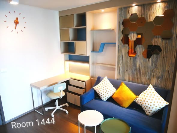 bedroom and living room of Ideo Sukhumvit 93