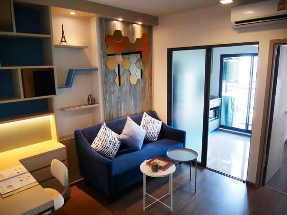 living room and room interior of Ideo Sukhumvit 93