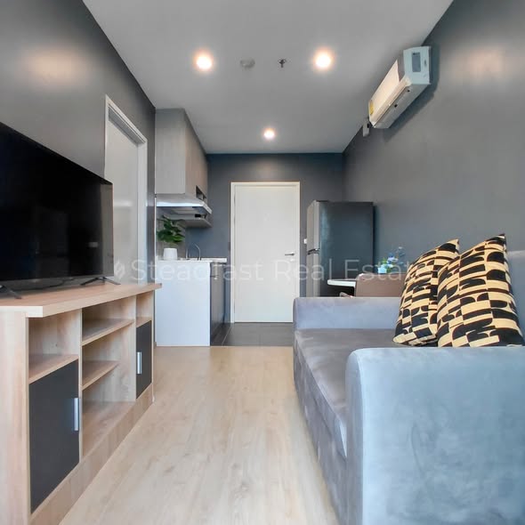 living room of Ideo Wutthakat
