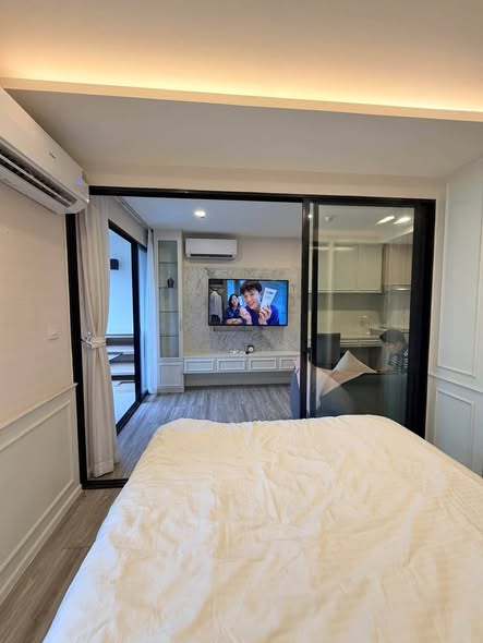bedroom and room interior of IKON SUKHUMVIT 77 CONDOMINIUM