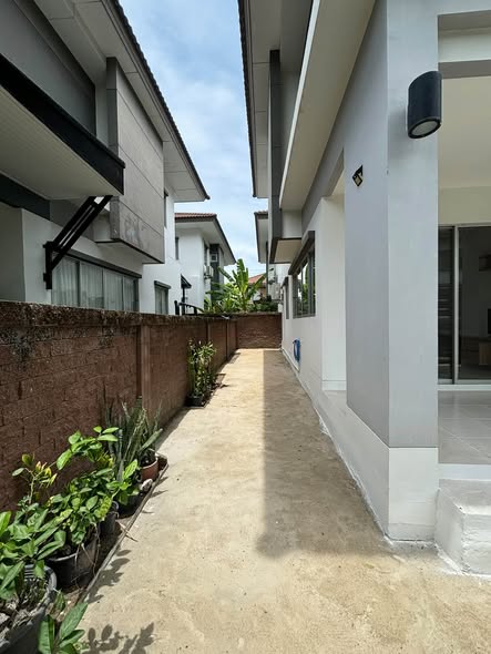 เอโทล บาหลี บีช มอเตอร์เวย์-ลาดกระบัง
