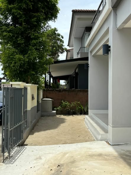 เอโทล บาหลี บีช มอเตอร์เวย์-ลาดกระบัง