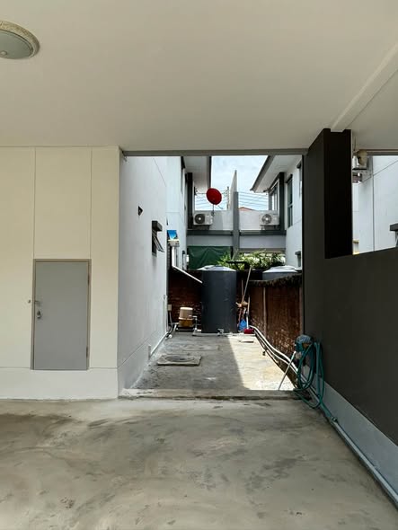 เอโทล บาหลี บีช มอเตอร์เวย์-ลาดกระบัง