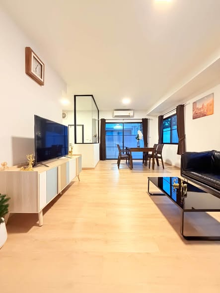 living room and room interior of Indy 5 Bangna Km.7