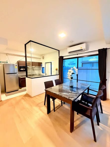 room interior of Indy 5 Bangna Km.7