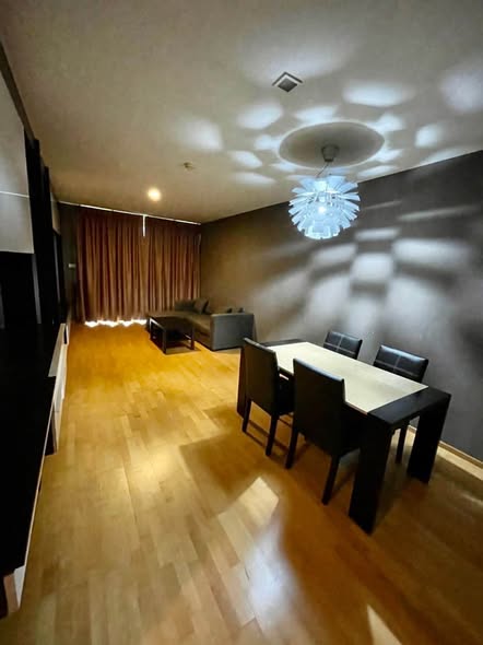 living room and room interior of Issara@42