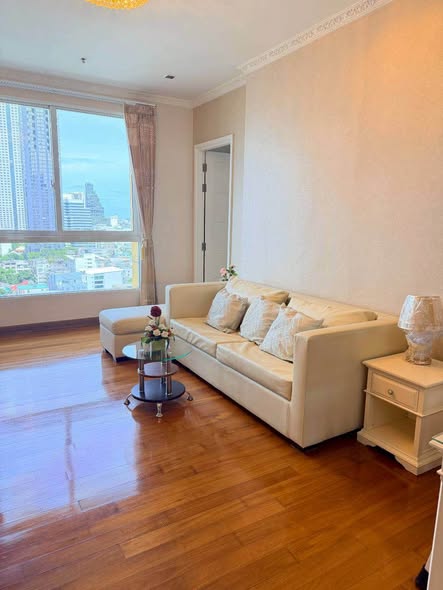living room of Ivy Sathon 10