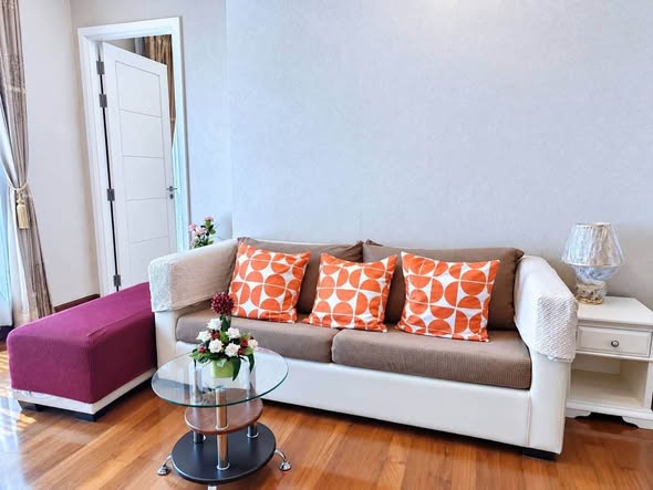 living room of Ivy Sathon 10