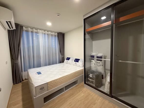 bedroom and room interior of Kave Luminous Bangmod