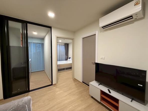 bedroom and room interior of Kave Luminous Bangmod