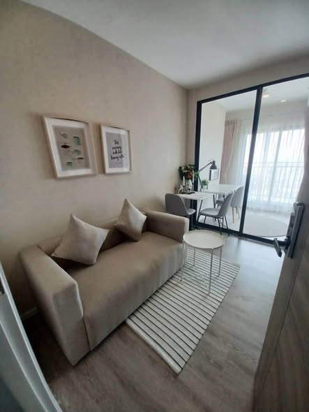 bedroom and living room of Kensington Sukhumvit-Thepharak