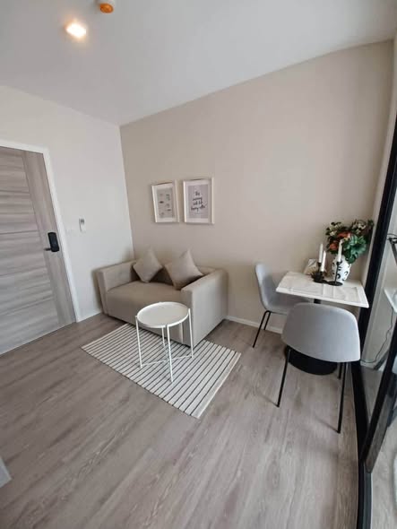 living room of Kensington Sukhumvit-Thepharak